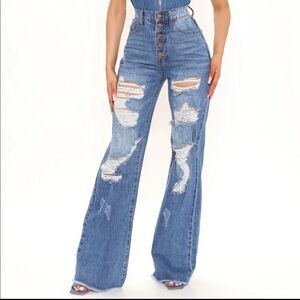 Fashion Nova Looking for Trouble Ripped Jeans 👖